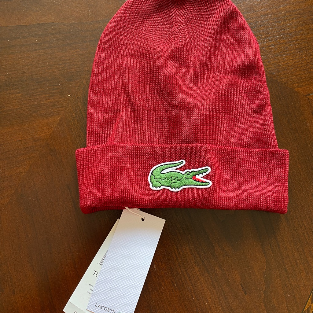 New Lacoste Red Beanie Unisex New Lacoste Red Beanie Unisex